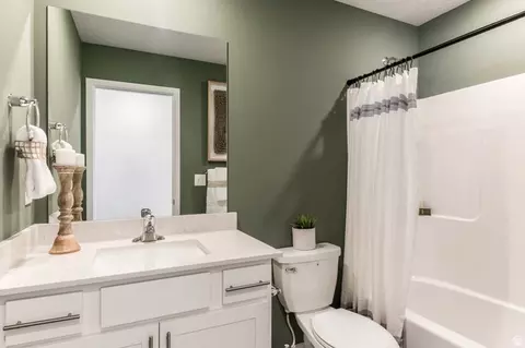 2113 E Swallow Dr #4073, Eagle Mountain, UT 84005 photo 8