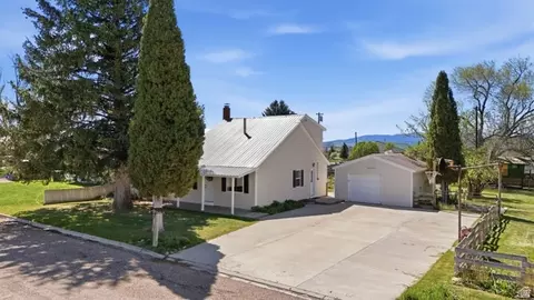 234 Donahue Ave, Soda Springs, ID 83276