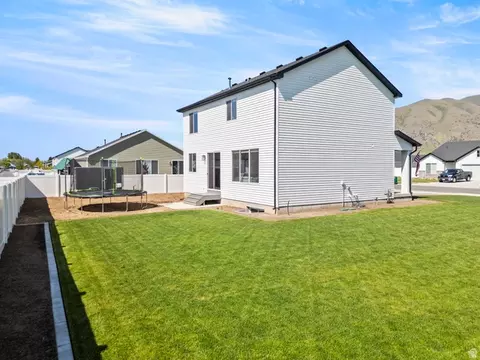 Exterior - 632 S 720 E, Hyrum, UT 84319 photo 3 of 5