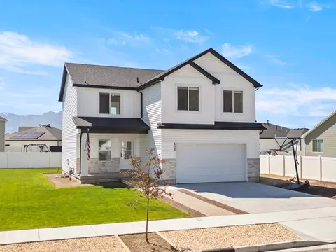 Exterior - 632 S 720 E, Hyrum, UT 84319 photo 4 of 5