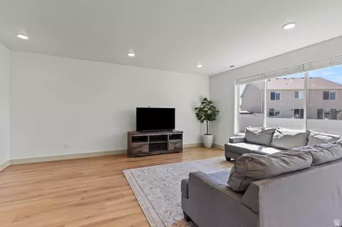 Living - 632 S 720 E, Hyrum, UT 84319 photo 1 of 1