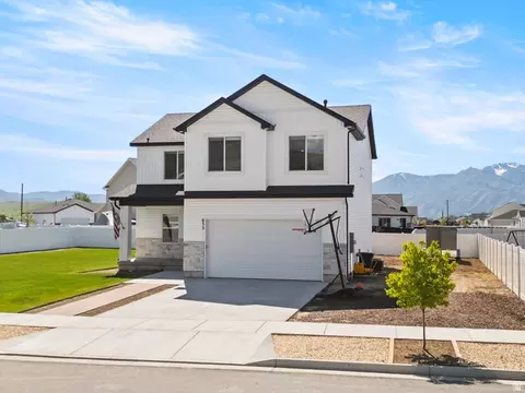 Exterior - 632 S 720 E, Hyrum, UT 84319 photo 5 of 5