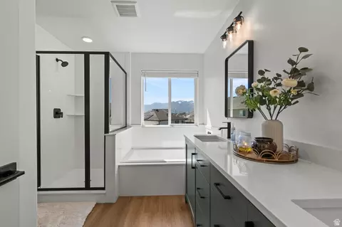 Bath - 632 S 720 E, Hyrum, UT 84319 photo 1 of 3