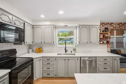 Kitchen - 2870 N 1025 E, North Ogden, UT 84414 photo 3 of 4