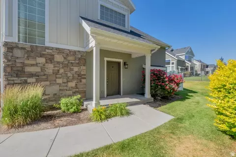12708 S City Heights Dr, Riverton, UT 84065