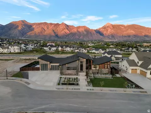 11904 N Burning Oaks Dr N, Highland, UT 84003