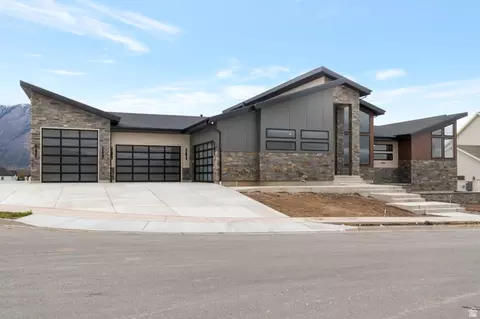 11904 N Burning Oaks Dr N, Highland, UT 84003