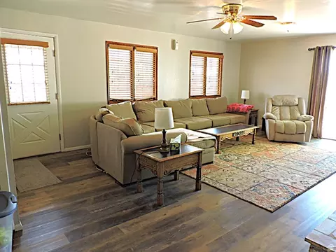 Living - 33 W 100 S, Delta, UT 84624 photo 3 of 6