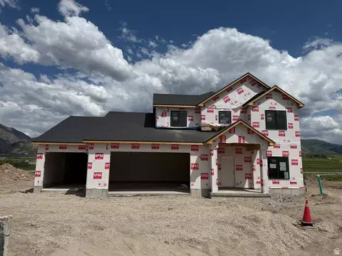 1249 S 780 E, Hyrum, UT 84319