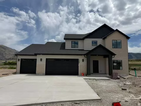 1249 S 780 E, Hyrum, UT 84319