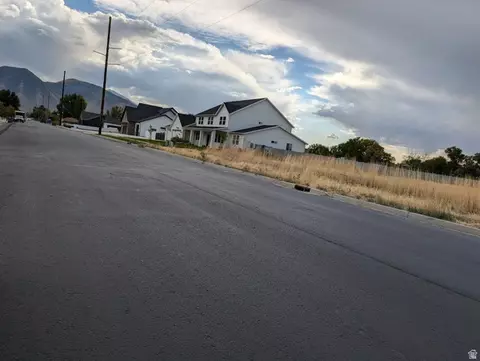 209 N 800 W, Mapleton, UT 84664
