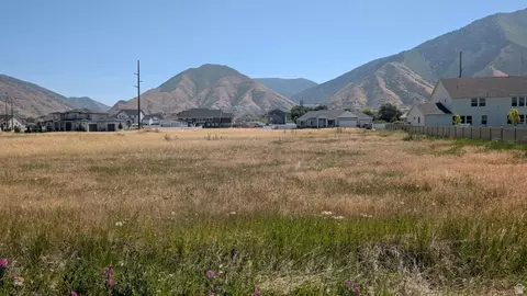 209 N 800 W, Mapleton, UT 84664 photo 3