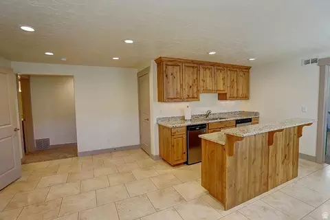 Kitchen - 1279 W 1500 N, Mapleton, UT 84664 photo 3 of 3
