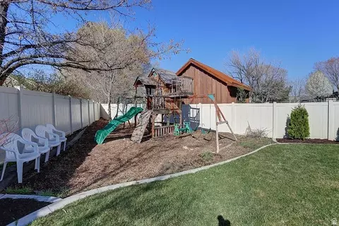Exterior - 1279 W 1500 N, Mapleton, UT 84664 photo 6 of 8