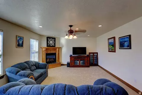 Living - 1279 W 1500 N, Mapleton, UT 84664 photo 5 of 5