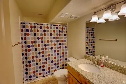 Bath - 1279 W 1500 N, Mapleton, UT 84664 photo 4 of 4