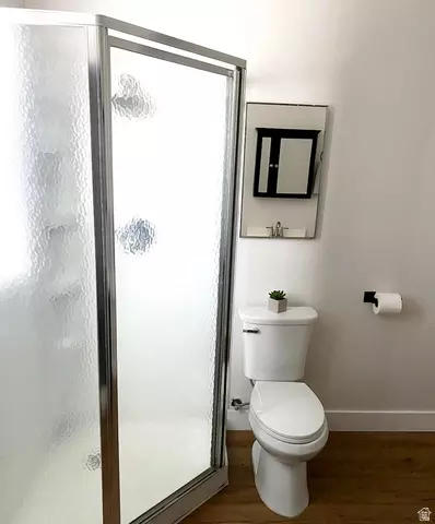 Bath - 1155 N 200 E, Orem, UT 84057 photo 2 of 3