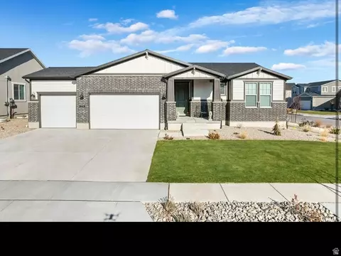7776 W Range Creek Ln, Magna, UT 84044
