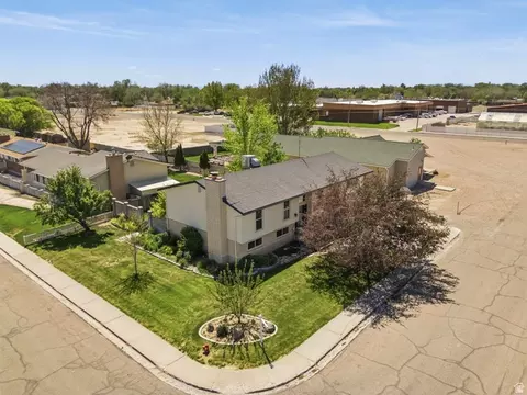View/Area - 418 E 300 N, Delta, UT 84624 photo 1 of 3