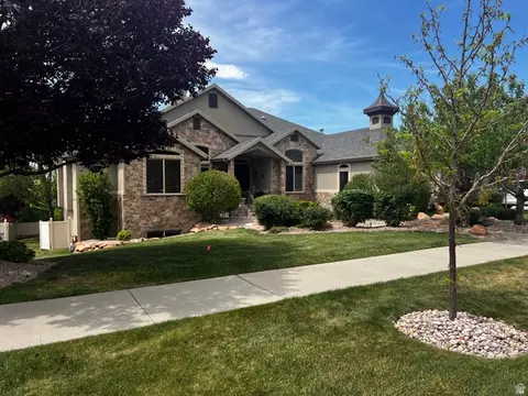 513 E Southfork Dr, Draper, UT 84020