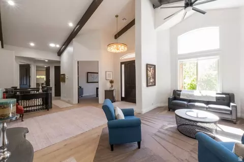 Entry Way - 513 E Southfork Dr, Draper, UT 84020 photo 1 of 5