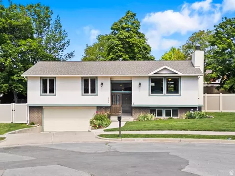 777 E Ute Cir, Murray, UT 84107