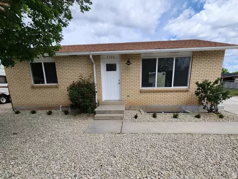 4306 W Sun Dr, Salt Lake City, UT 84118