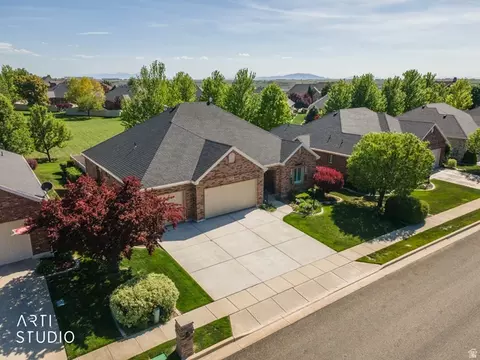 View/Area - 839 E 5875 S, South Ogden, UT 84405 photo 3 of 9