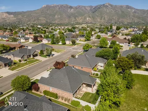 View/Area - 839 E 5875 S, South Ogden, UT 84405 photo 5 of 9