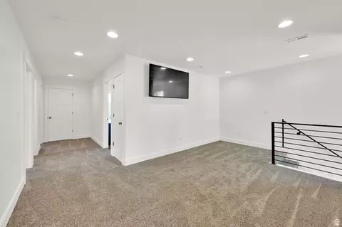 Entry Way - 952 W 1910 S, Syracuse, UT 84075 photo 3 of 3