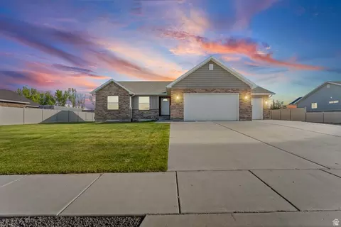 662 E 100 N, Tremonton, UT 84337