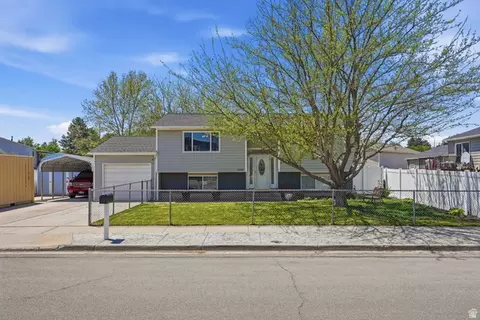3299 W Royalwood Dr S, Taylorsville, UT 84129