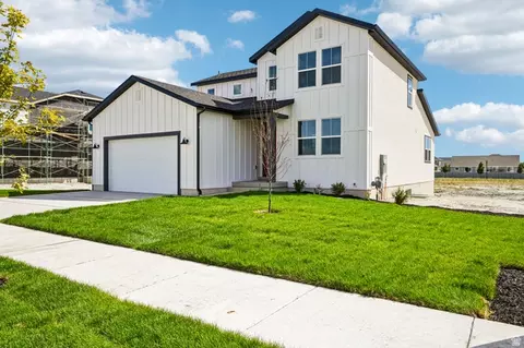 Exterior - 438 E Clear Granite Way, Eagle Mountain, UT 84005 photo 2 of 3