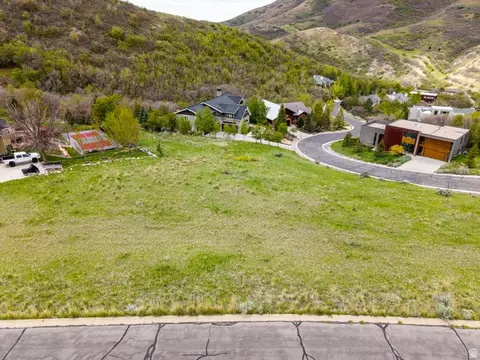 326 S Maryfield Dr #404, Salt Lake City, UT 84108