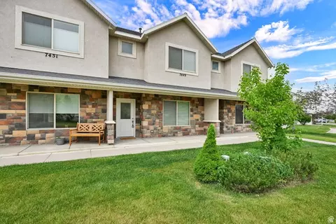 7449 S Sandalwood Dr E #30, South Weber, UT 84405