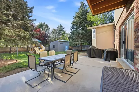 Exterior - 9510 S 2280 E, Sandy, UT 84092 photo 4 of 6