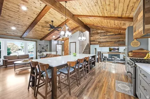 Kitchen - 9510 S 2280 E, Sandy, UT 84092 photo 1 of 2
