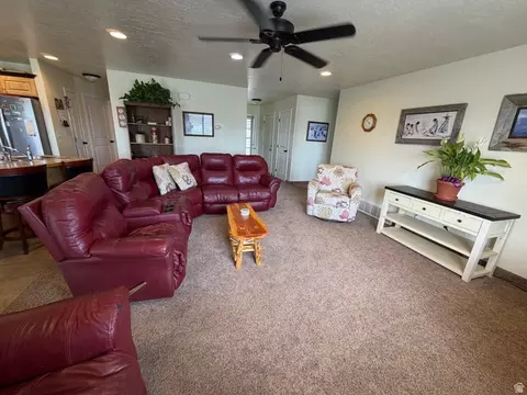 Living - 1789 S 190 E, Roosevelt, UT 84066 photo 4 of 4