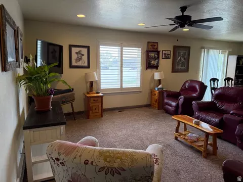 Living - 1789 S 190 E, Roosevelt, UT 84066 photo 2 of 4