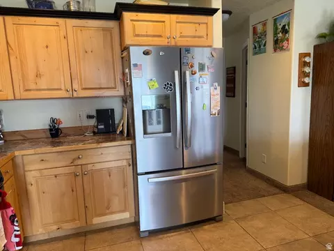 Kitchen - 1789 S 190 E, Roosevelt, UT 84066 photo 5 of 5