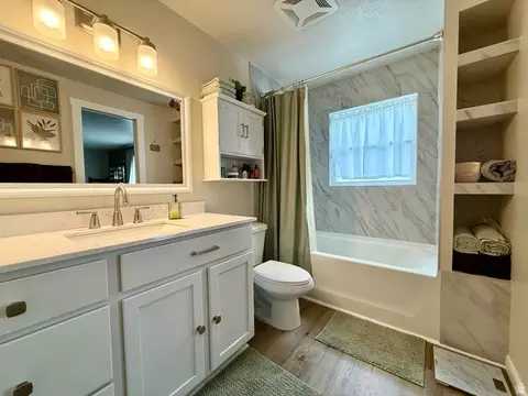 Bath - 4616 S 3900 W, Roy, UT 84067 photo 2 of 2