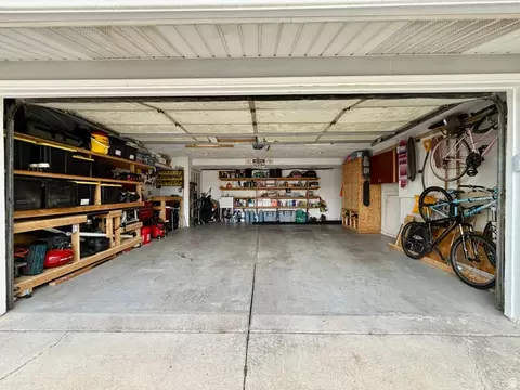 Exterior - 4616 S 3900 W, Roy, UT 84067 photo 3 of 8