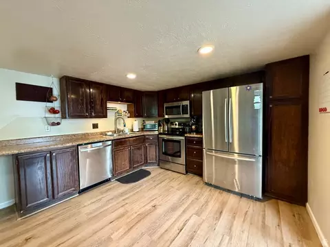 Kitchen - 4616 S 3900 W, Roy, UT 84067 photo 2 of 2