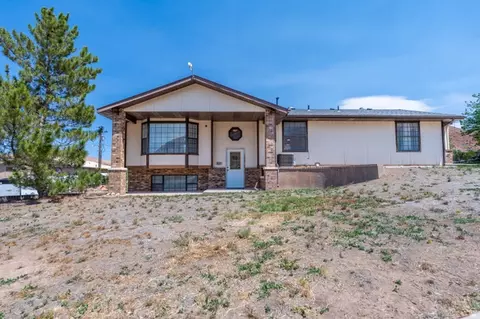 Exterior - 1225 Boulder Ave, Moab, UT 84532 photo 3 of 6