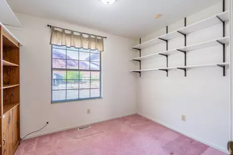 Bedroom - 1225 Boulder Ave, Moab, UT 84532 photo 3 of 6