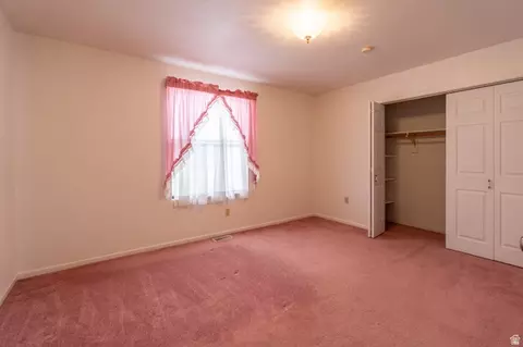 Bedroom - 1225 Boulder Ave, Moab, UT 84532 photo 1 of 6