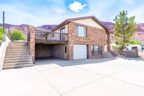 Exterior - 1225 Boulder Ave, Moab, UT 84532 photo 2 of 6