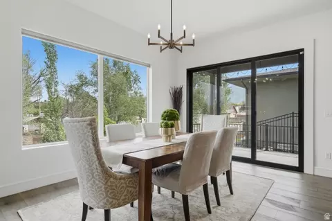 Dining - 653 E Vandalay Ln, Draper, UT 84020 photo 3 of 6