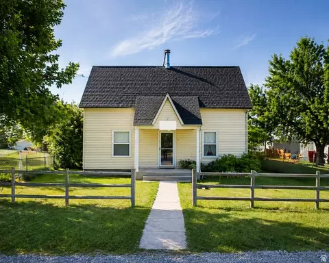137 W 200 S, Fairview, UT 84629
