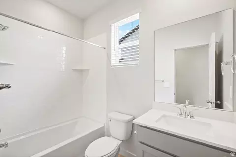 Bath - 3440 N Browning St #1515, Eagle Mountain, UT 84005 photo 1 of 4